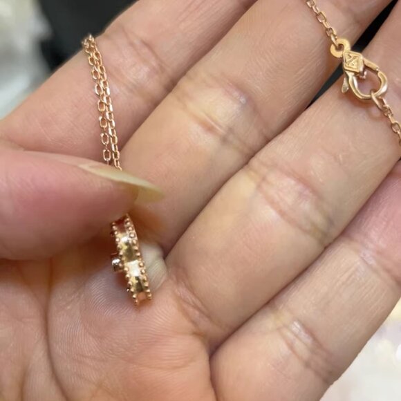 Van Cleef & Arpels Necklace - Picture 4 of 5